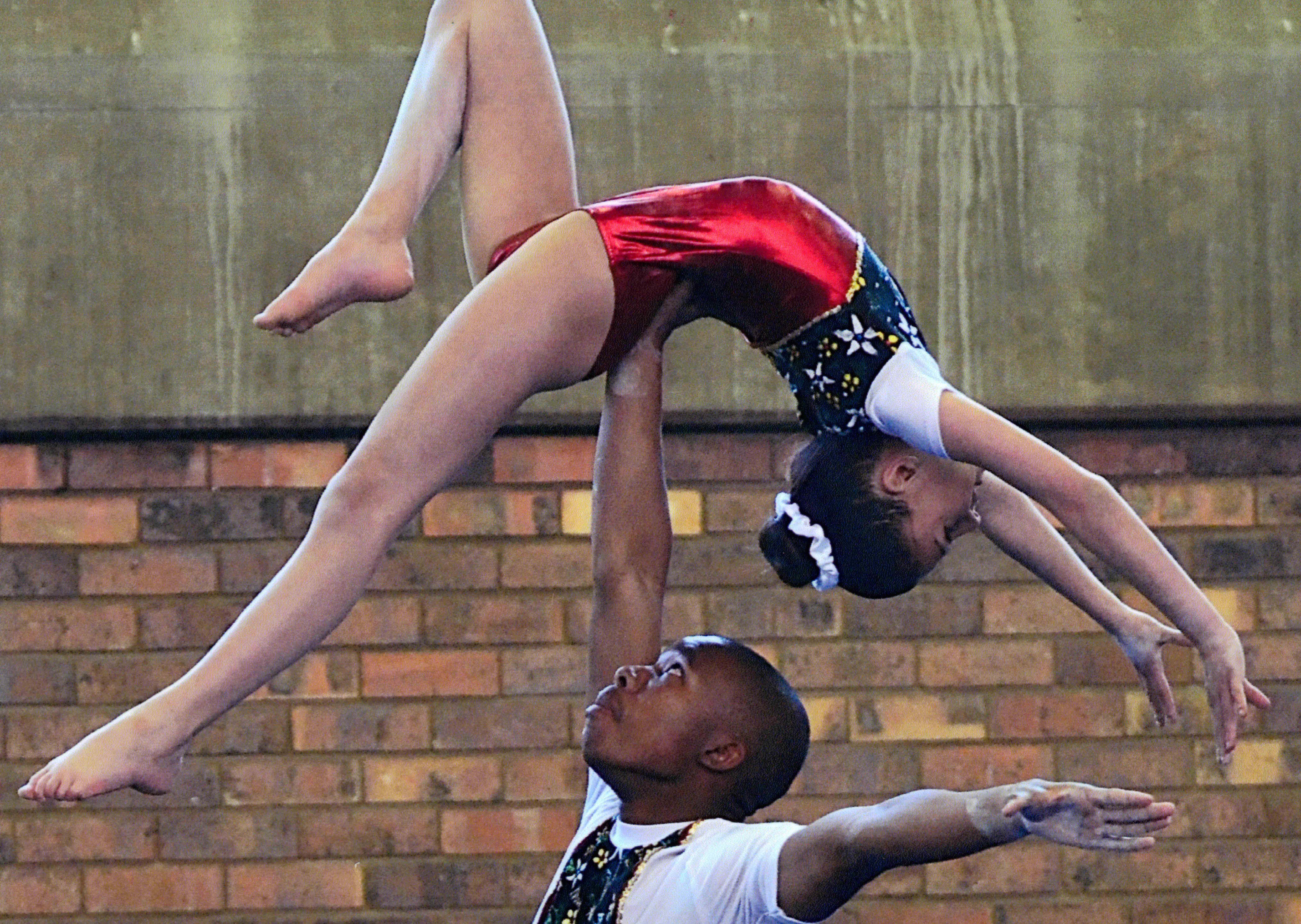 Acrobatic Gymnasts off to Sun City